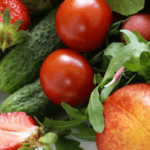 verduras frescas sobre uma mesa